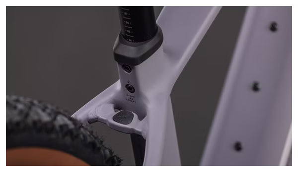 Cube Reaction Hybrid Performance 600 MTB Eléctrica Hardtail Shimano 9S 600 Wh Bosch 75 Nm 29'' Gris Ciruela Morado 2026